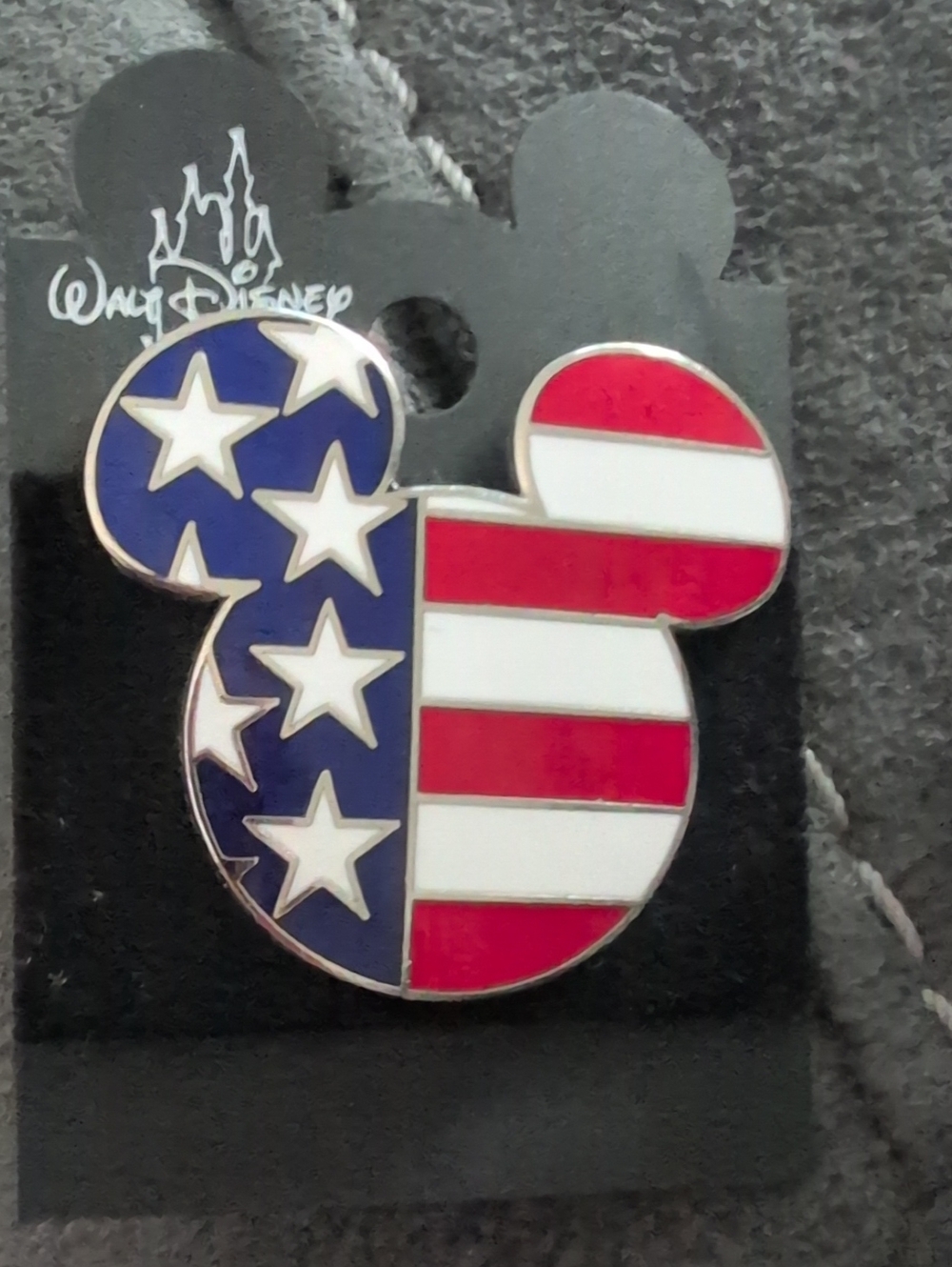 MICKEY MOUSE EARS - AMERICAN FLAG - COLLECTIBLE PIN - BRAND NEW - DISNEY HP609